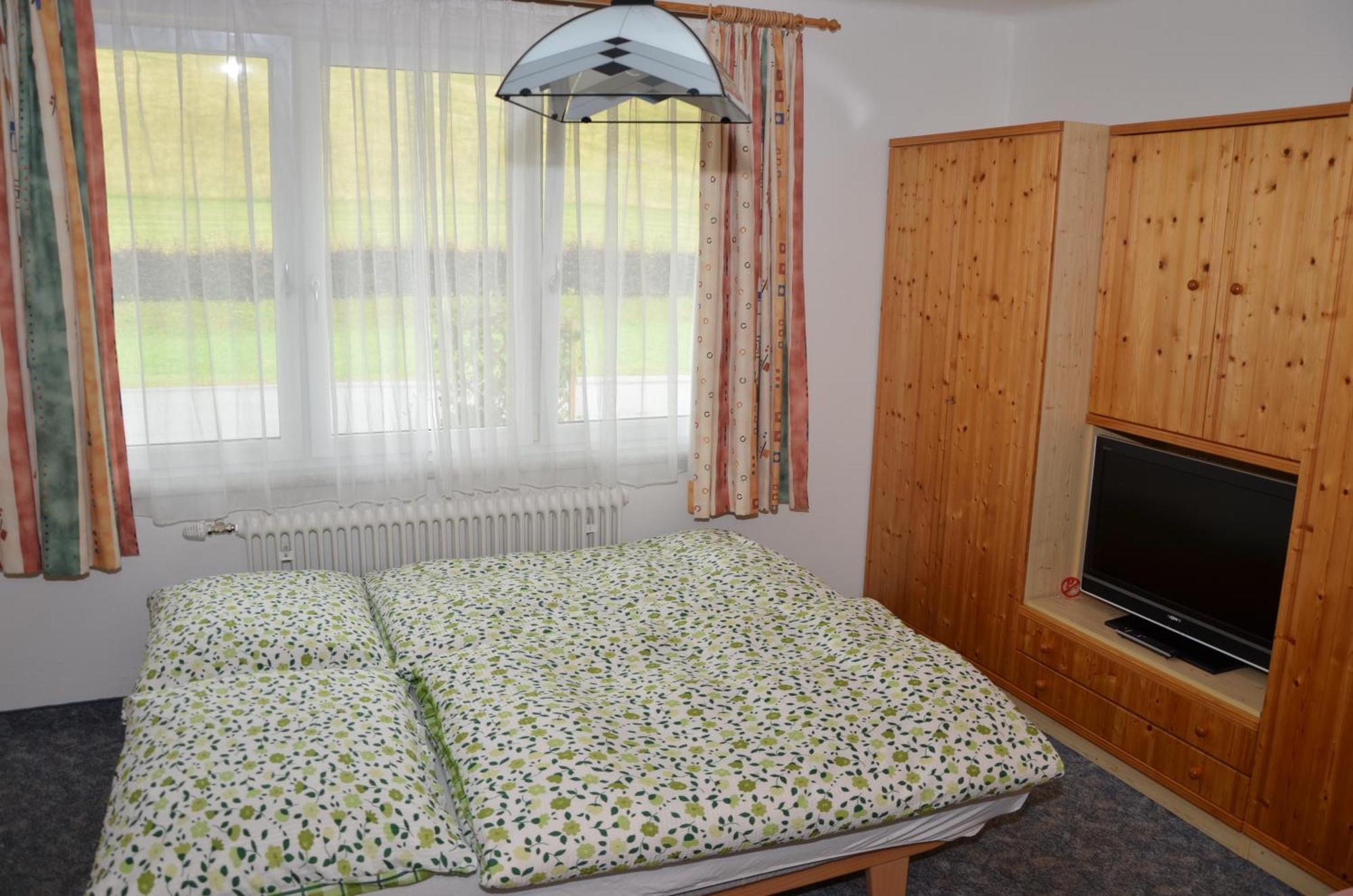 Haus Dachstein Schnitzer Hotel Eben Im Pongau Szoba fotó