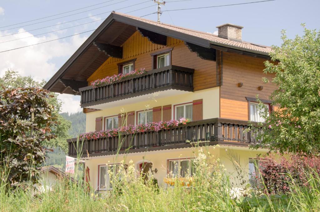 Haus Dachstein Schnitzer Hotel Eben Im Pongau Kültér fotó